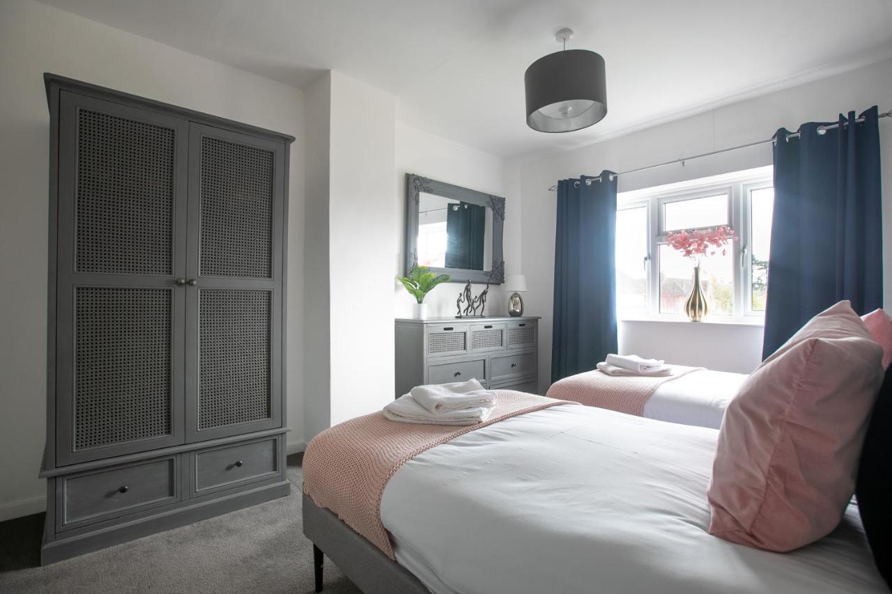 Ludlow Drive 3 Bed Contractor Family Town House In 멜튼모우브레이 외부 사진