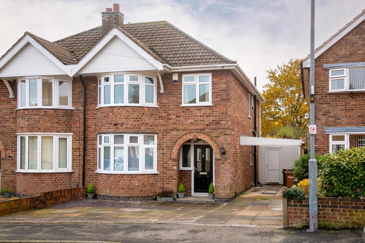 Ludlow Drive 3 Bed Contractor Family Town House In Melton Mowbray 빌라 외부 사진